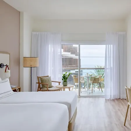 Melia La Palma Hotel 4*